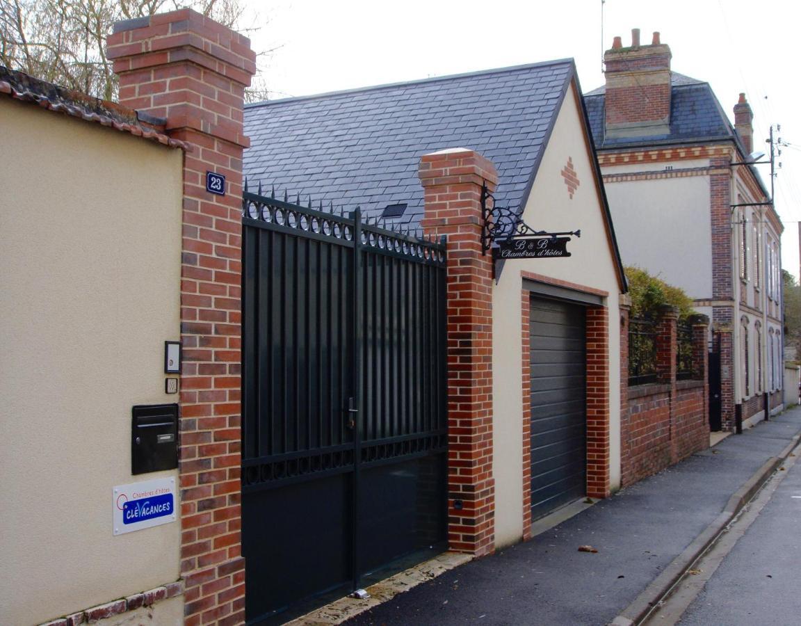 Les Crepinieres Bed & Breakfast Chartres Exterior photo